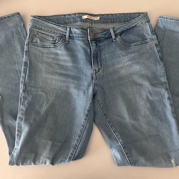 31x32 Women’s Levi Skinny Jeans 31 x 32 Levi’s - Picture 2 of 4